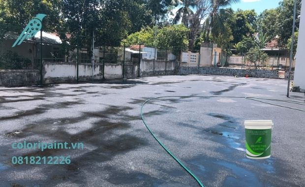 Xử lý bề mặt nền sân thể thao